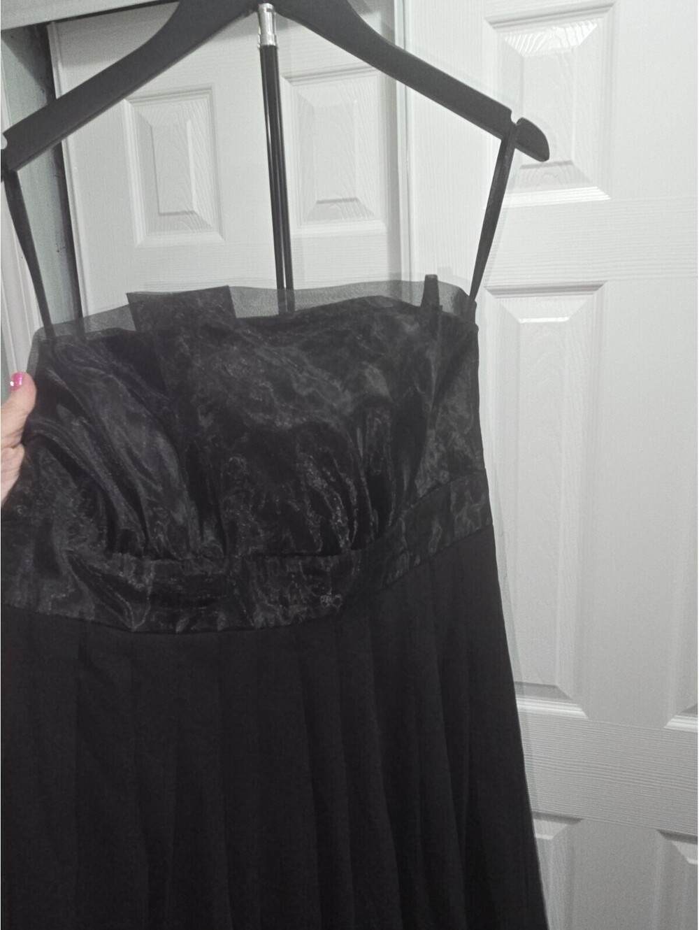 White House Black Market Size 8 Strapless Black Strapless Chiffon Party Formal - Picture 4 of 6